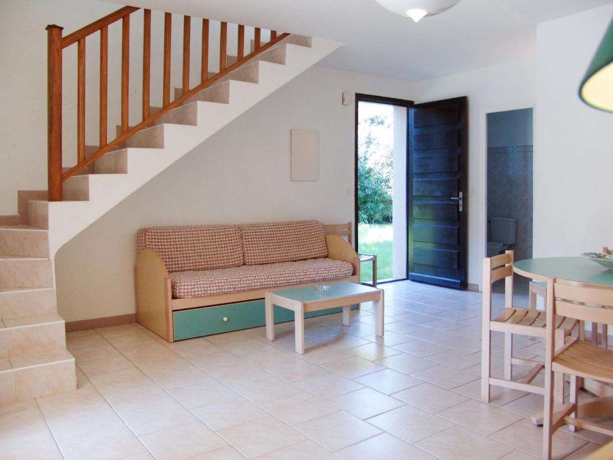 Holiday Home Les Chenes - Maa200 By Interhome Borgo  Bagian luar foto